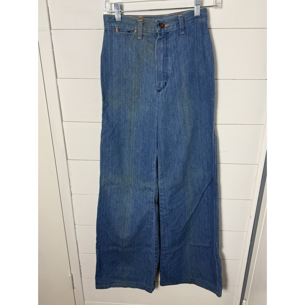 Vintage 1970's Women's 9/10 Wrangler Bell Bottom Blue Jeans Tic Tac Toe Pocket